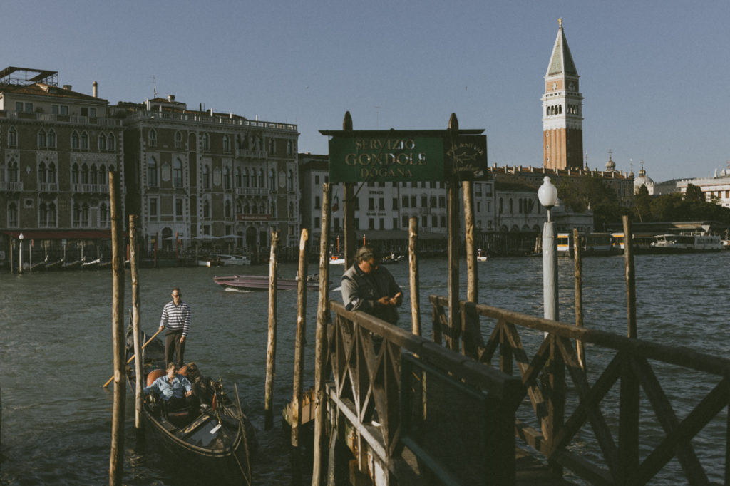 Venice gondoliers, street photography Italy