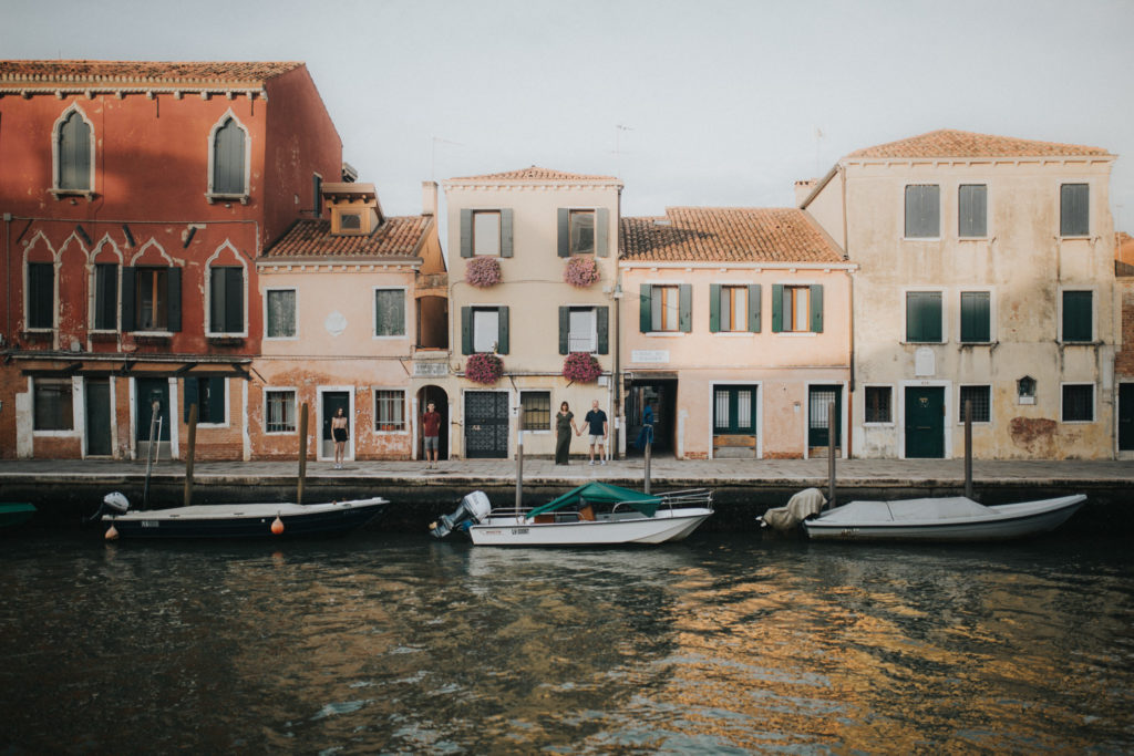 Earlmy morning dreams - family photographer Venice, Italy
