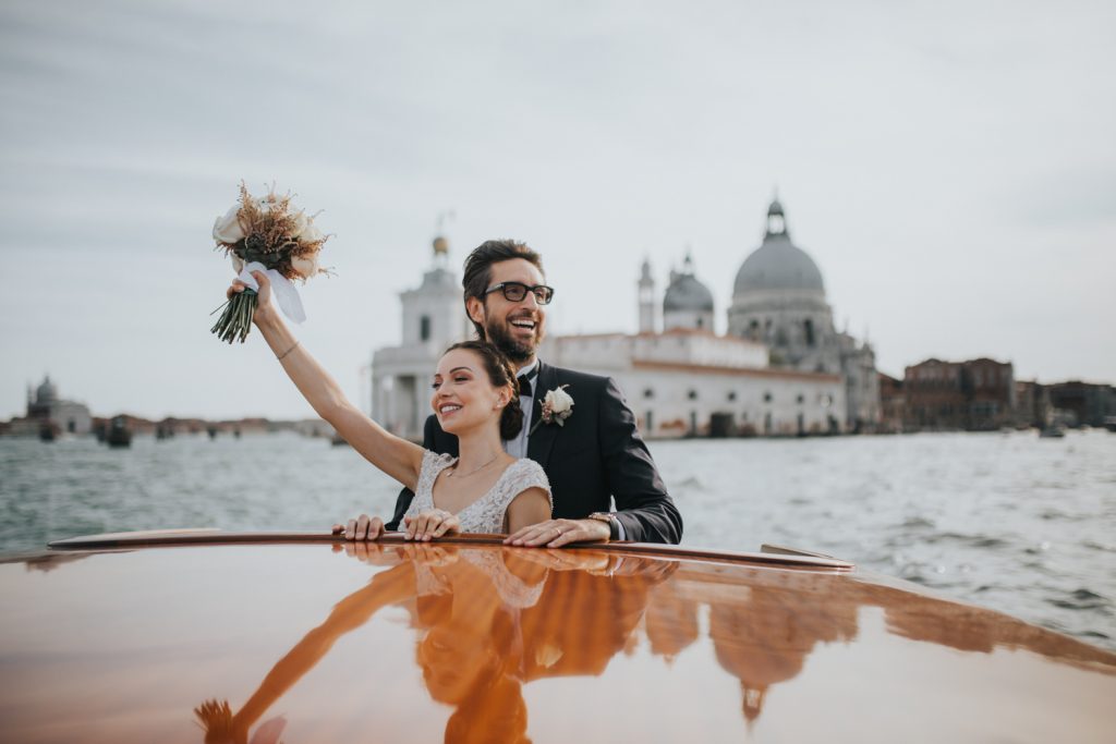 newly weds by Luka, photographer in Venice